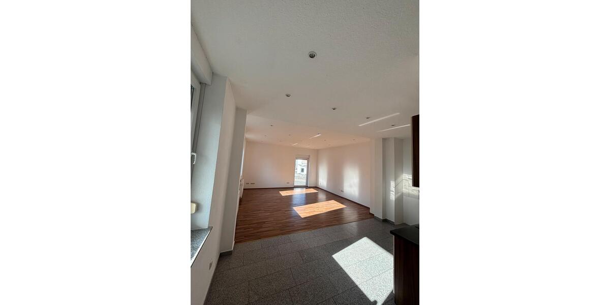 Etagenwohnung Wetter (Hessen) - 2 Zimmer, 70 m&sup2;, 800&euro; | Angebot:25321342