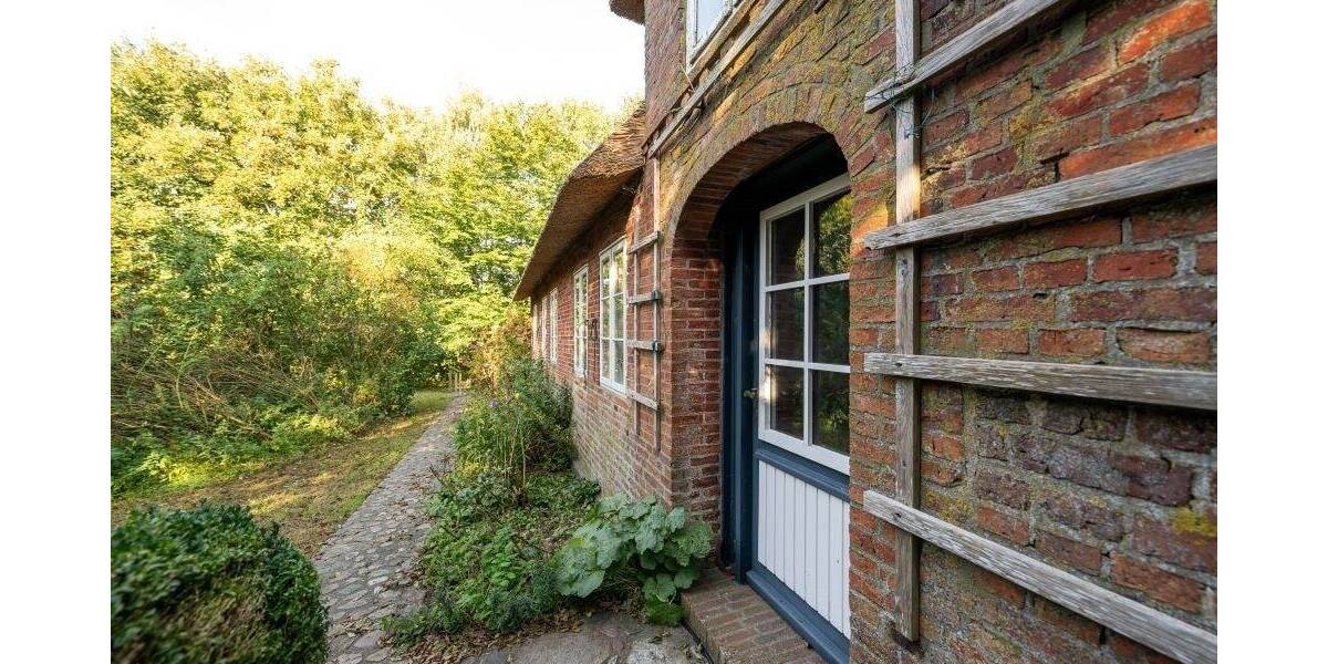 Bauernhaus, Landhaus Niebüll - 4 Zimmer, 335 m&sup2;, 669.000&euro; | Angebot:25706555