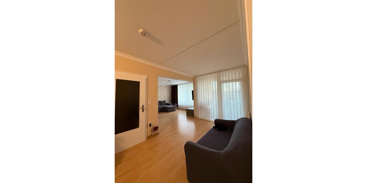 Etagenwohnung Sarstedt - 3 Zimmer, 81 m&sup2;, 185.000&euro; | Angebot:26268154