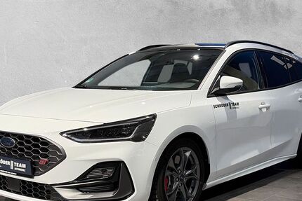 Ford Focus 7.713 km 40.990 &euro; Bielefeld 33609