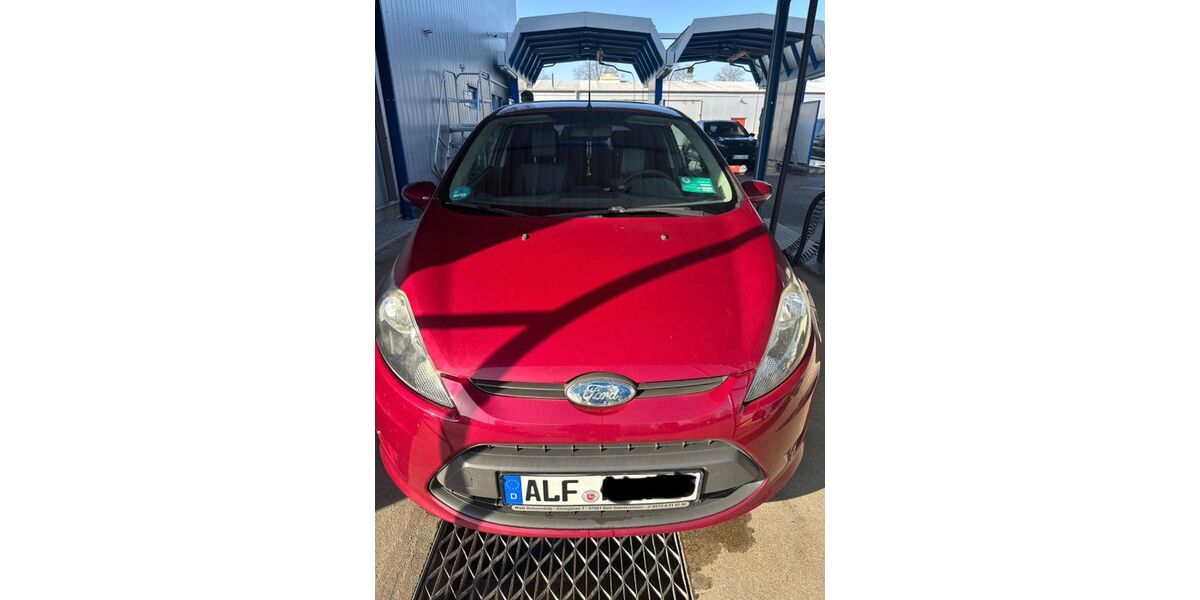 Ford Fiesta 150.000 km 2.900 &euro; Alfeld 31061