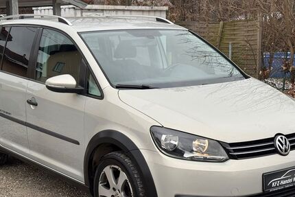 VW Touran 142.000 km 6.299 &euro; Kolbermoor bei Rosenheim 83059
