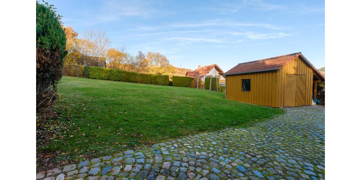 Einfamilienhaus Gerolstein - 8 Zimmer, 185 m&sup2;, 550.000&euro; | Angebot:26545050
