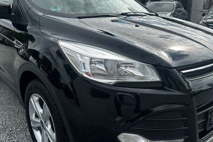 Ford Kuga 94.929 km 9.999 &euro; Schönefeld/ OT Großziethen 12529