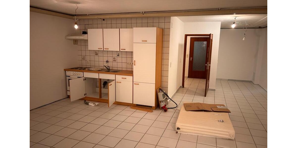 Etagenwohnung Schrozberg - 2 Zimmer, 72 m&sup2;, 310&euro; | Angebot:26346917