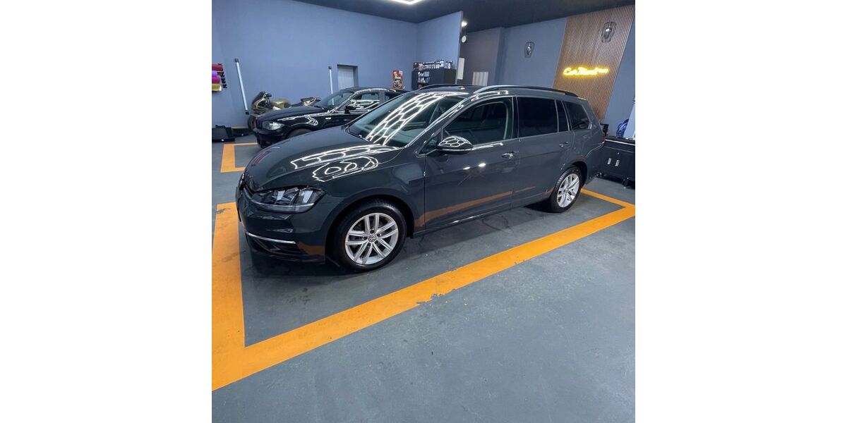 VW Golf 107.000 km 15.500 &euro; Bad Pyrmont 31812