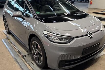 VW ID.3 45.476 km 22.270 &euro; Uffenheim 97215