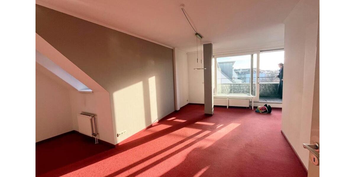 Dachgeschoßwohnung Hamburg Eppendorf - 3.5 Zimmer, 98 m&sup2;, 850.000&euro; | Angebot:25535595