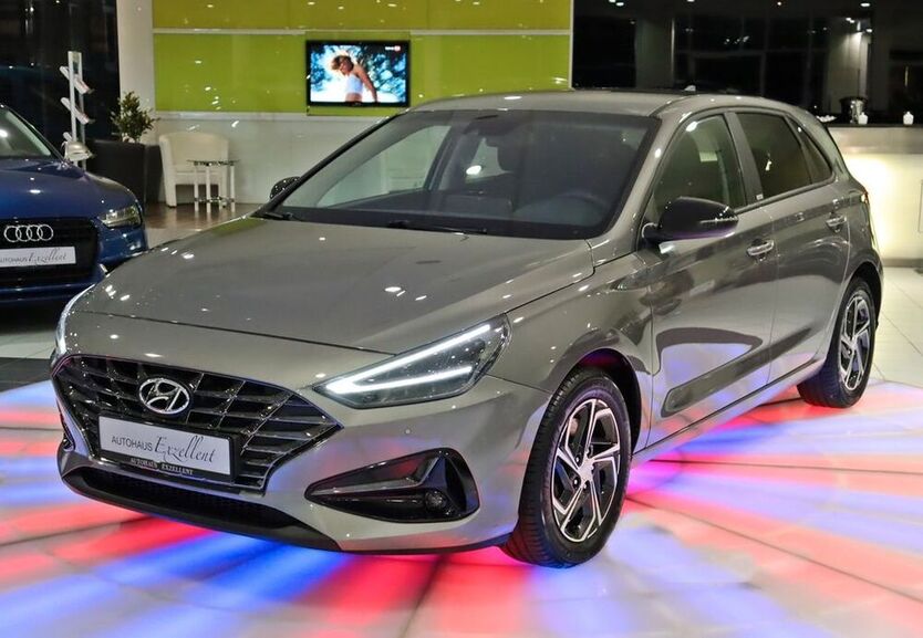 i30