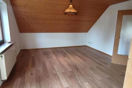 3 Zimmerwohnung in einem Zweifamilienhaus 3 zimmer