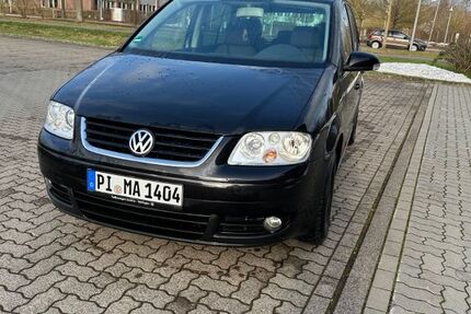 VW Touran 265.000 km 1.999 &euro; Groß Offenseth-Aspern 25355