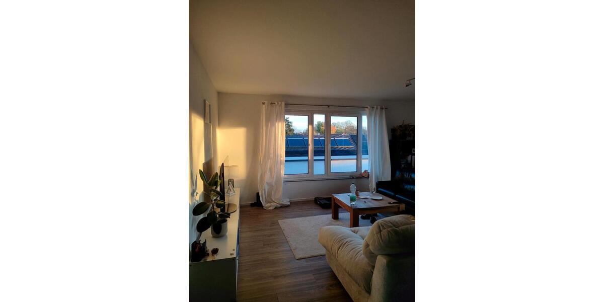 2-Zimmer-Wohnung mit riesiger Dachterrasse nur 815€ Kaltmiete 1 zimmer