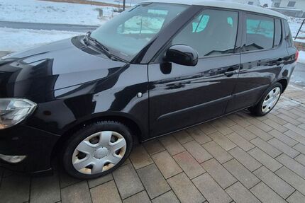 Skoda Fabia 139.254 km 3.200 &euro; Hunderdorf 94336