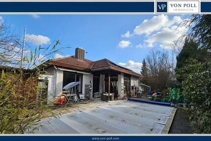 Attraktives Einfamilienhaus mit großem Garten und Außenpool und Garagen - Einliegerwohnung möglich 5 zimmer