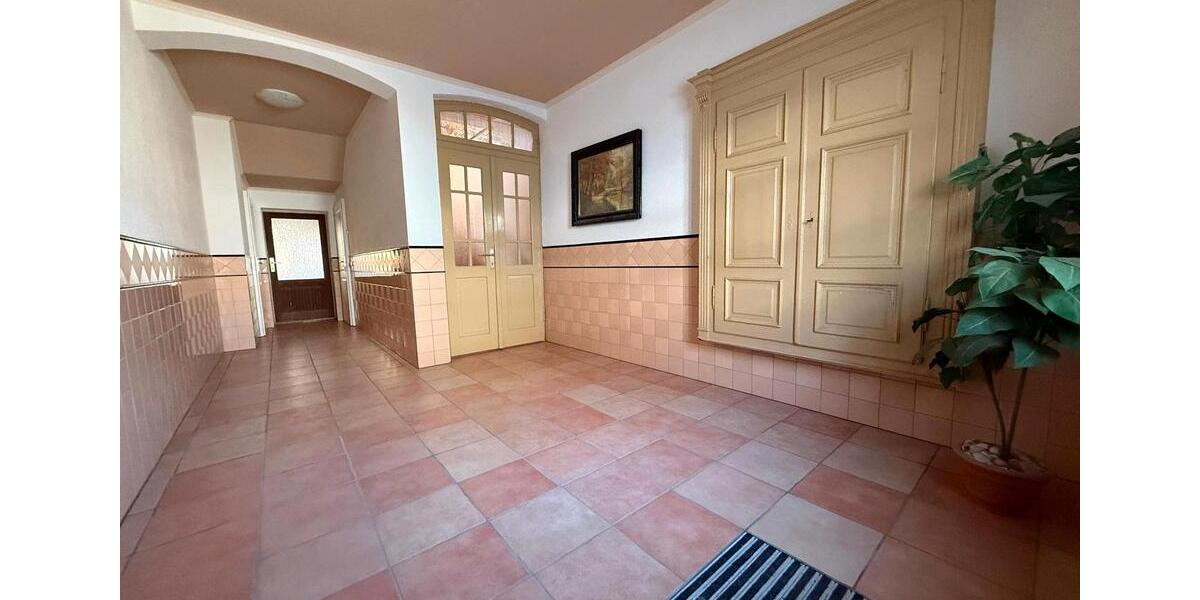 Doppelhaushälfte Treuen - 12 Zimmer, 150 m&sup2;, 180.000&euro; | Angebot:25656852