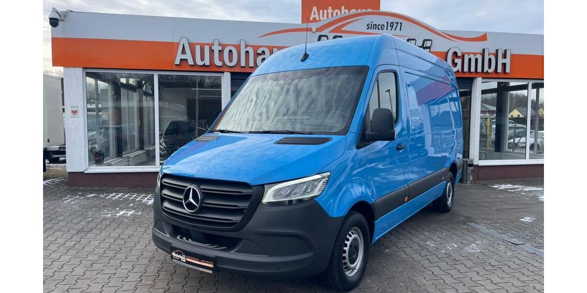 Mercedes-Benz Sprinter 199.800 km 27.950 &euro; Brandenburg an der Havel 14772