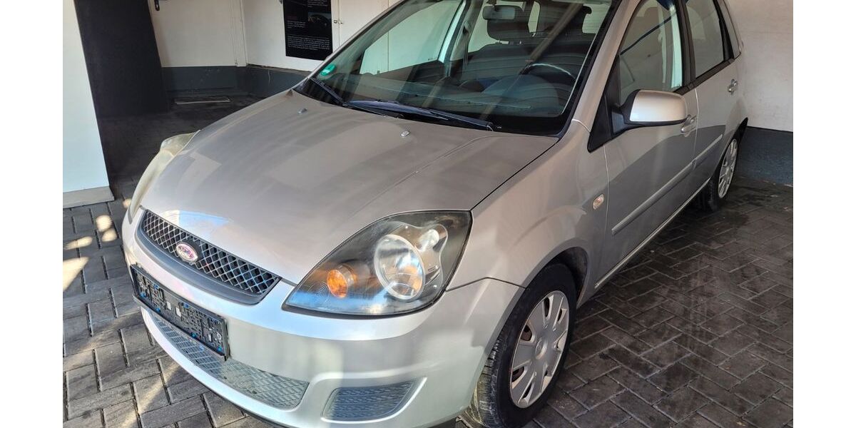 Ford Fiesta 127.665 km 1.990 &euro; Berlin 12277