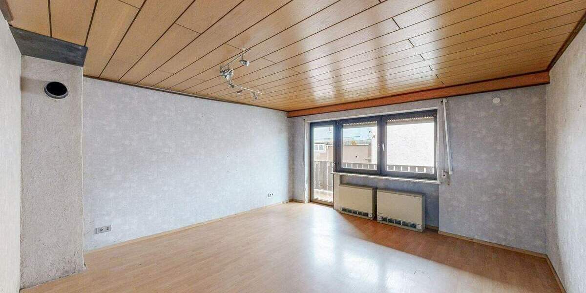 Mehrfamilienhaus, Wohnhaus Schwebenried Schwebenried - 8 Zimmer, 209 m&sup2;, 285.000&euro; | Angebot:25997007