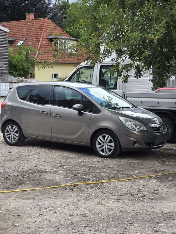 Opel Meriva 186.400 km 4.400 € Bielefeld 33607
