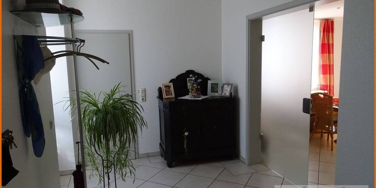 Mehrfamilienhaus, Wohnhaus Steinau an der Straße Steinau - 8 Zimmer, 240 m&sup2;, 360.000&euro; | Angebot:25778418