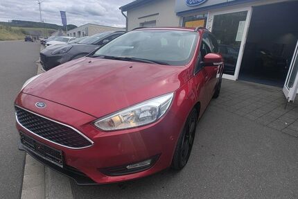 Ford Focus 126.582 km 8.990 &euro; Berglicht 54426