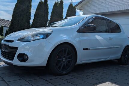 Renault Clio 85.000 km 4.249 € Flieden 36103