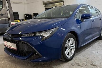 Toyota Corolla 90.400 km 16.990 &euro; Würzburg 97074