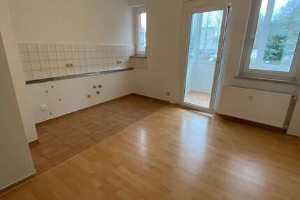 Wohnung zum Mieten in Zwickau OT Marienthal 310 € 57 m² 2 zimmer