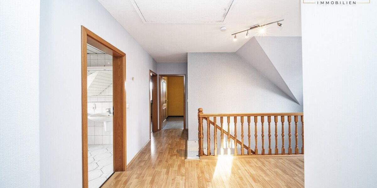 *Geräumiges Zuhause mit Doppelgarage und guter Struktur in Garrel zu verkaufen* 5 zimmer