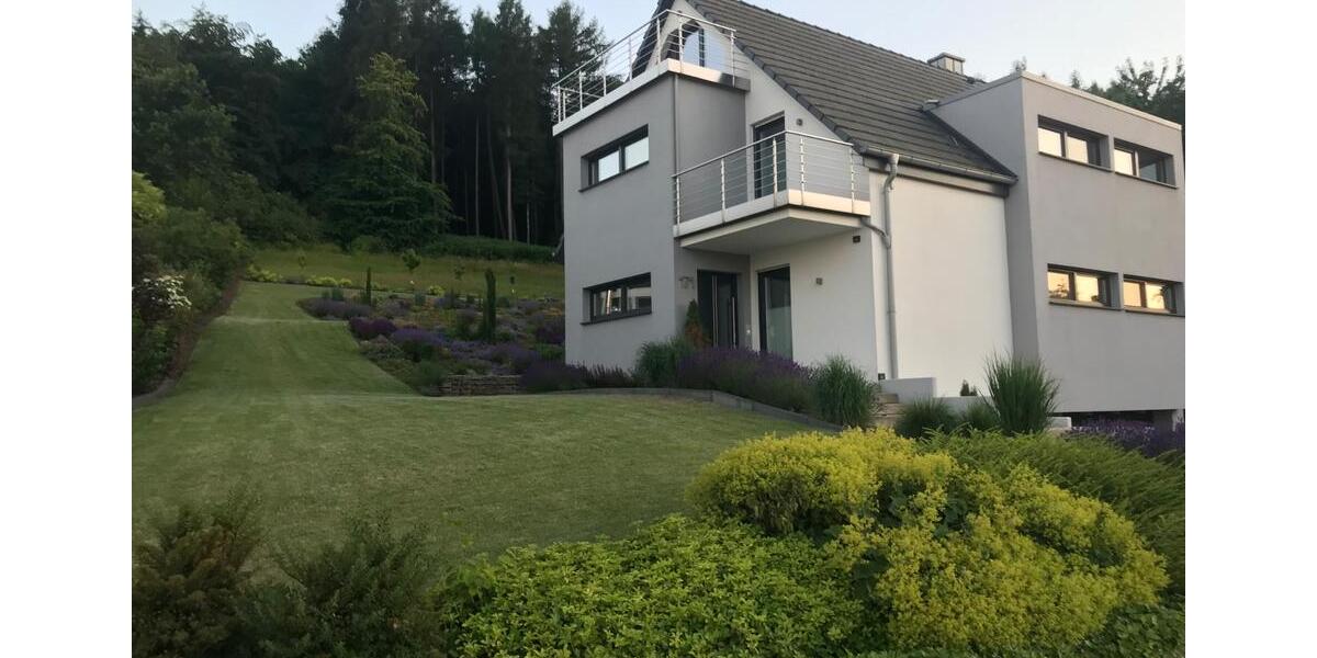 Etagenwohnung Hille - 3 Zimmer, 124 m&sup2;, 1.190&euro; | Angebot:26049785