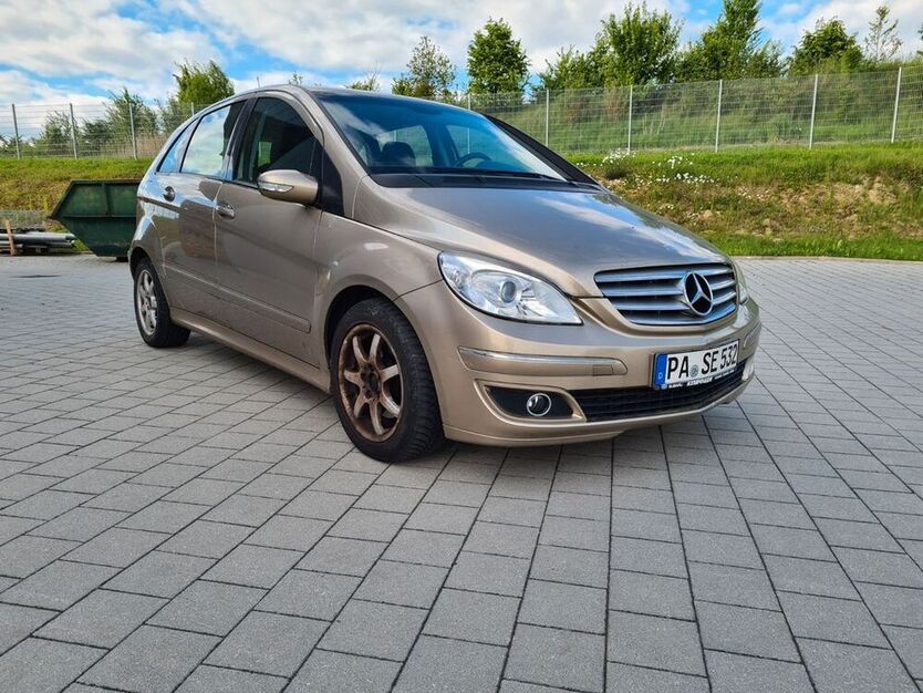 B 200