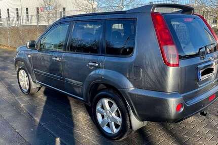 Nissan X-Trail 148.739 km 4.500 &euro; Bonn 53227