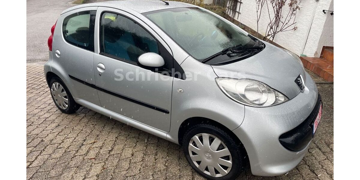 Peugeot 107 126.235 km 3.200 &euro; Bad Tölz 83646