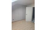 Dachgeschoßwohnung Hennef (Sieg) - 2 Zimmer, 85 m&sup2;, 980&euro; | Angebot:25410222