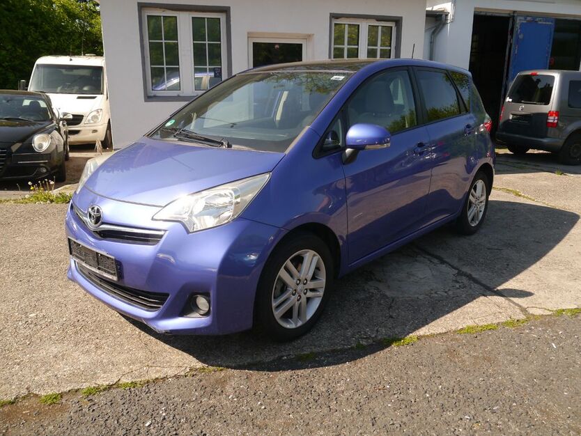 Toyota Verso-S 92.000 km 5.500 € Wuppertal 42329