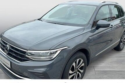 VW Tiguan 48.475 km 23.990 &euro; Emden 26723