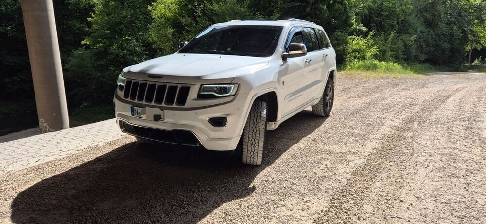 Grand Cherokee