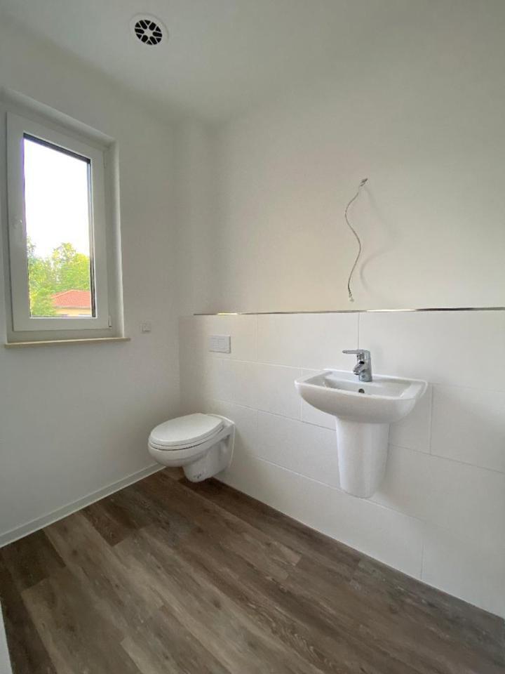 Doppelhaushälfte, DHH 4-Zimmer, 108 qm, EBK, Kamin, großer Garten
