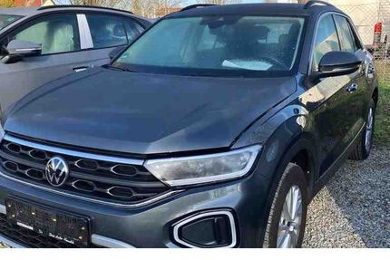 VW T-Roc 45.000 km 19.999 &euro; Büdingen-Düdelsheim 63654