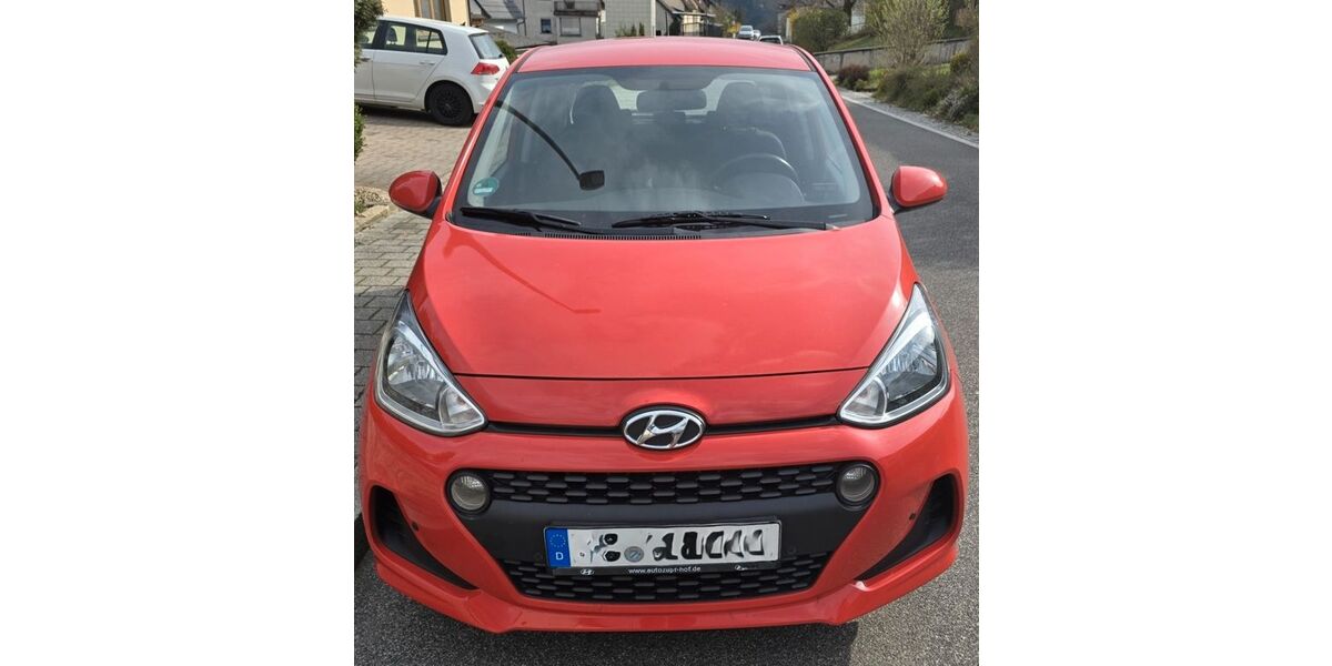 Hyundai i10 60.000 km 7.900 &euro; Pressig 96332