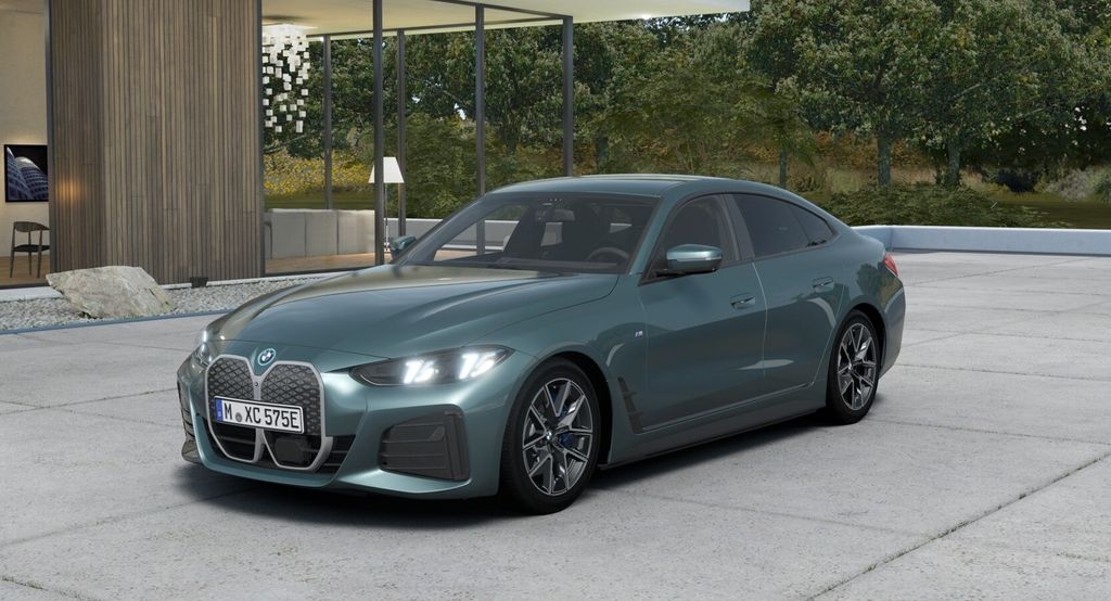 BMW i4 17.747 km 49.990 &euro; Coesfeld 48653