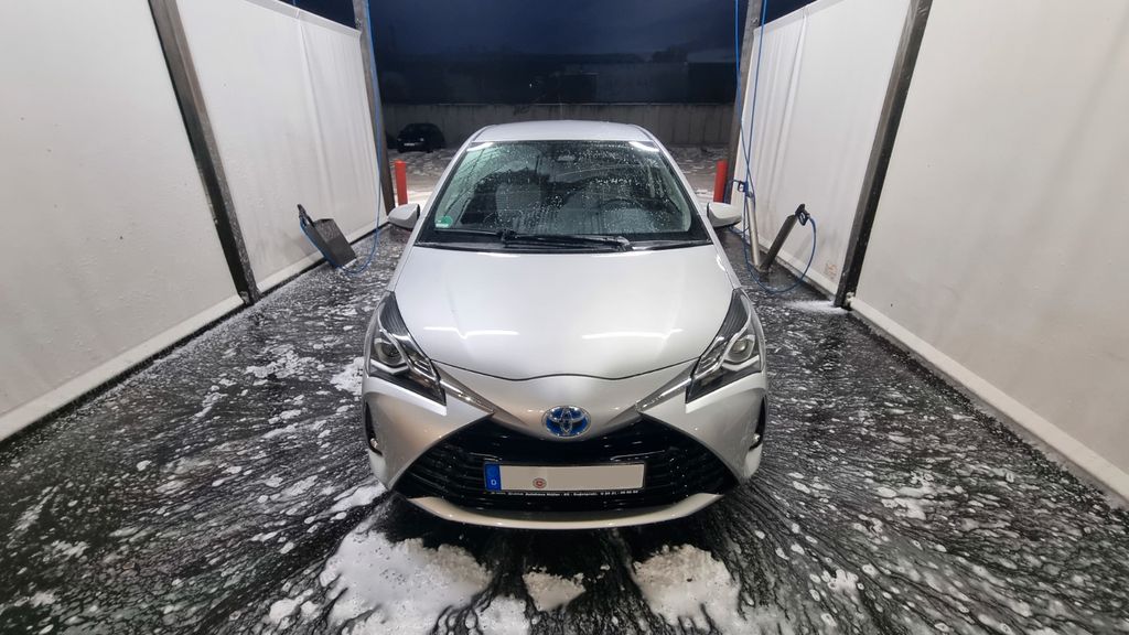 Toyota Yaris 53.000 km 13.990 &euro; Salzdahlum 38302
