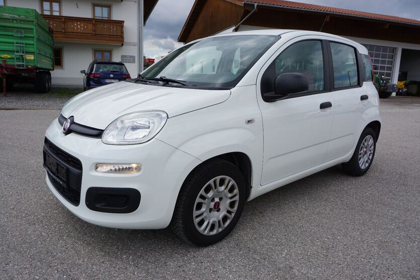 Fiat Panda 90.500 km 7.400 € Griesstätt 83556