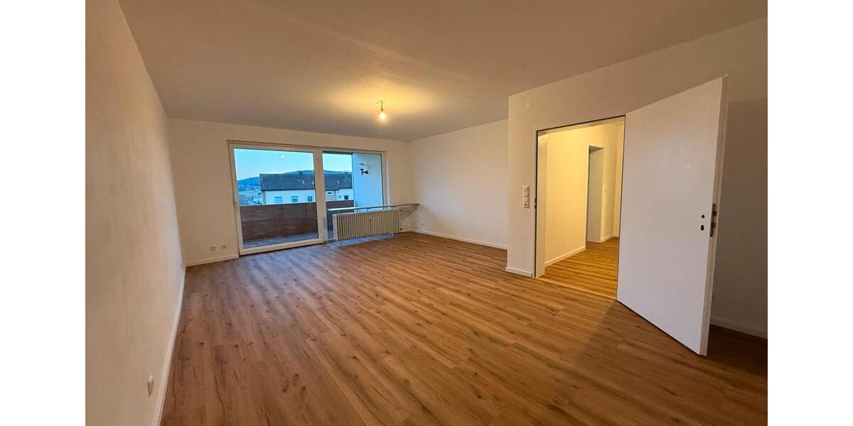 Etagenwohnung Wunsiedel - 4 Zimmer, 104 m&sup2;, 870&euro; | Angebot:25614800
