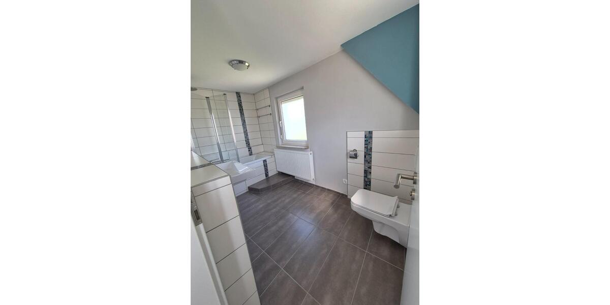 Doppelhaushälfte Bretten - 5 Zimmer, 90 m&sup2;, 430.000&euro; | Angebot:25063292