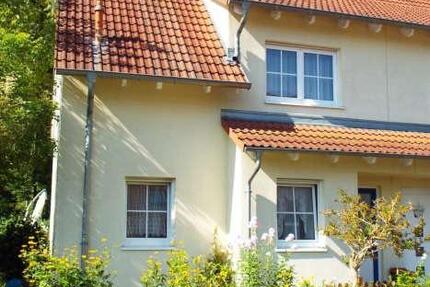 Gepflegte Doppehaushälfte in Schönwalde Siedlung zu vermieten 5 zimmer