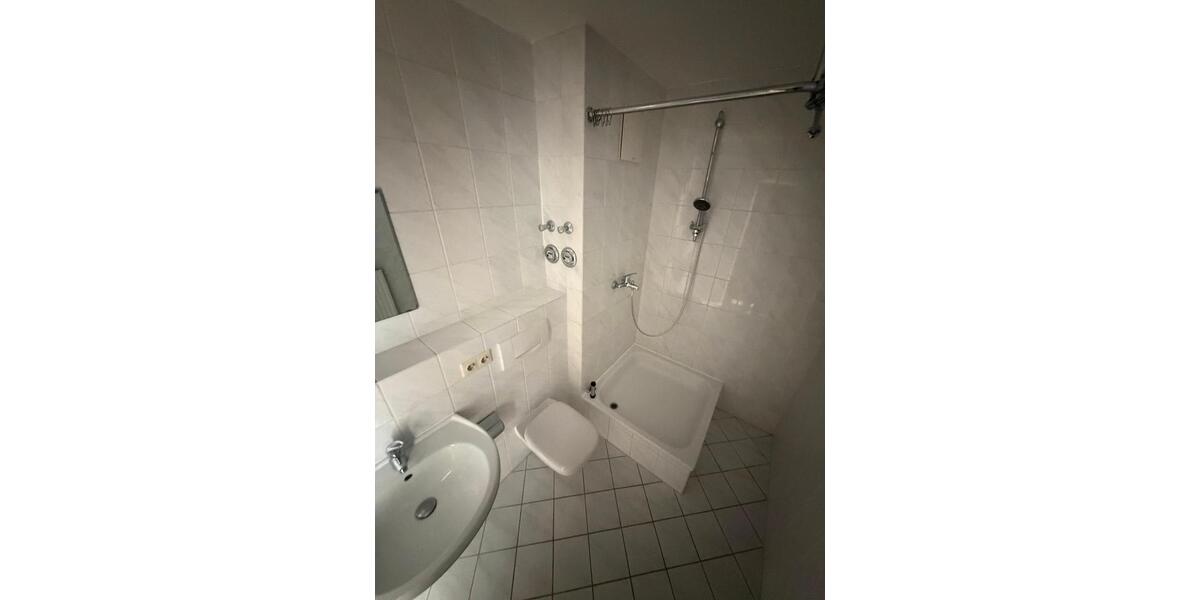 Etagenwohnung Sandhausen - 2 Zimmer, 57 m&sup2;, 1.200&euro; | Angebot:26366197