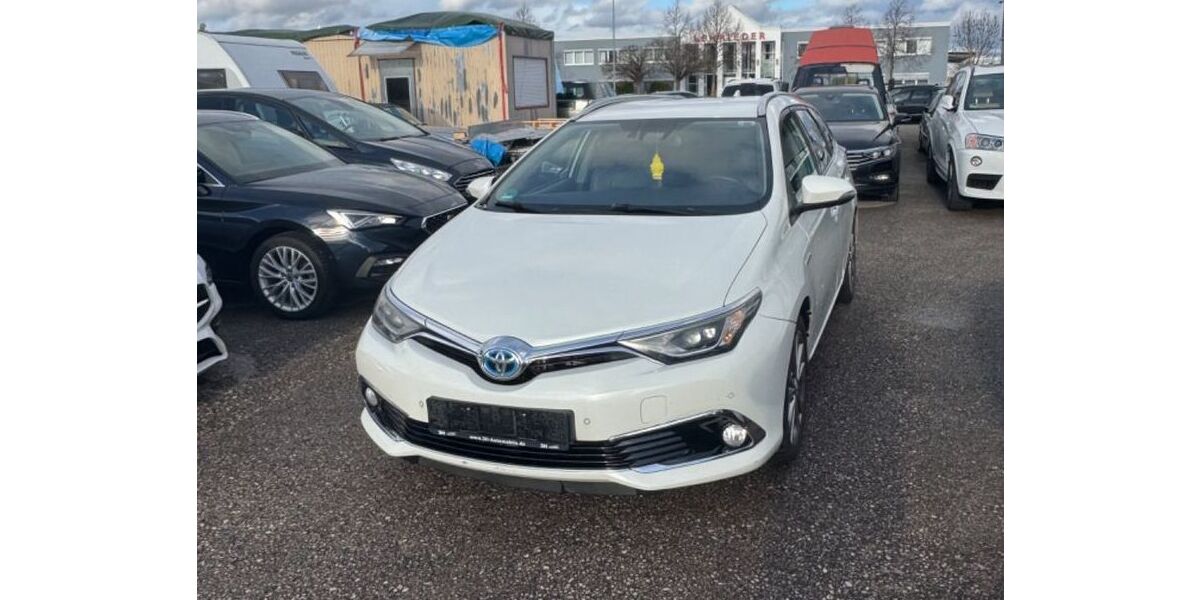 Toyota Auris 200.000 km 11.100 &euro; Fürth 90763