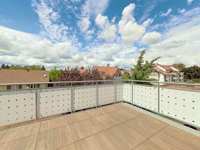 Einfamilienhaus Bad Krozingen - 9 Zimmer, 276 m&sup2;, 1.150.000&euro; | Angebot:23240329