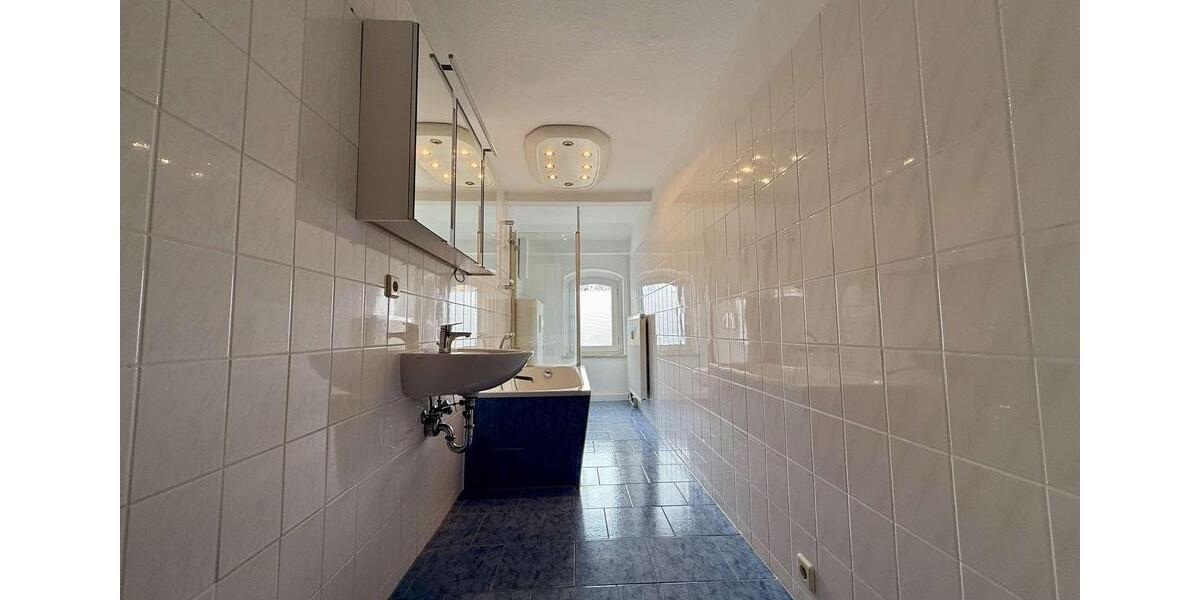 Etagenwohnung Döbeln - 4 Zimmer, 121 m&sup2;, 750&euro; | Angebot:26183314